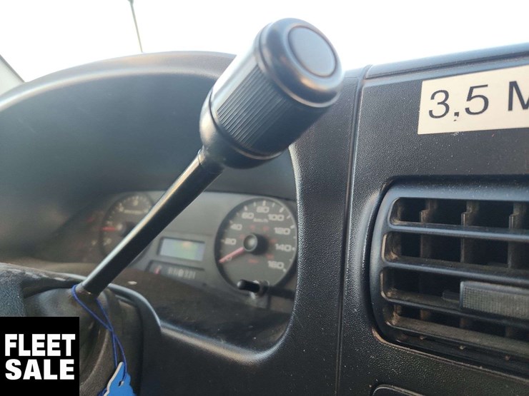 2006-ford-f550-image-18