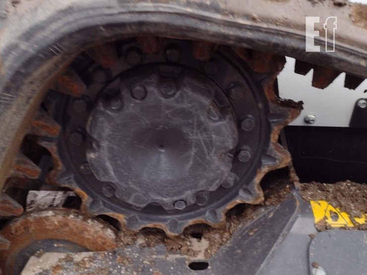 2022-bobcat-t595-image-21