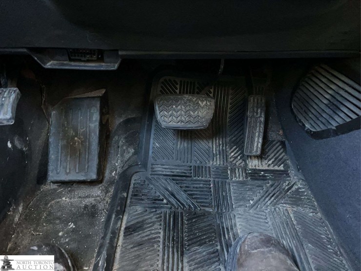 2008-gmc-acadia-slt-image-17