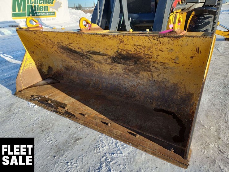 2019-deere-410l-image-28