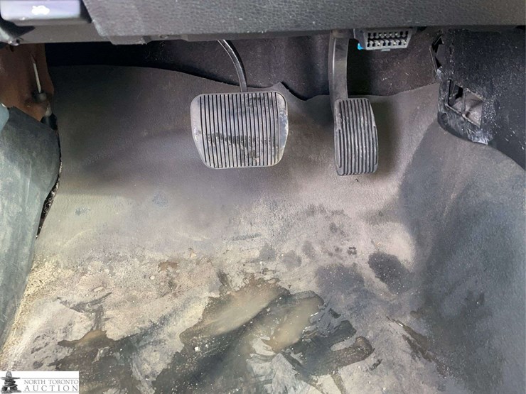 2015-ford-expedition-image-18