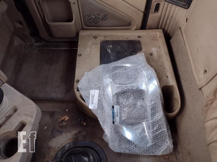 2006-international-paystar-5900-image-12