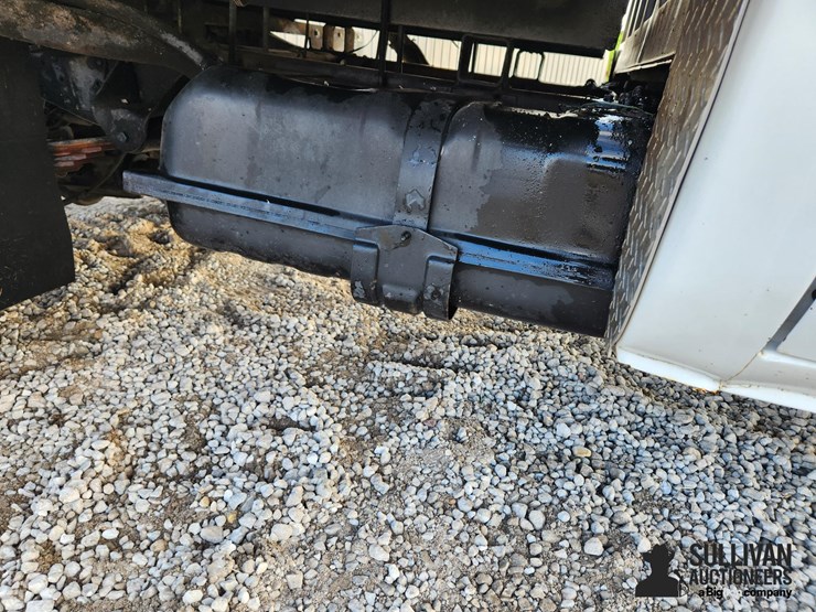 1986-gmc-c3500-2wd-flatbed-truck-image-19