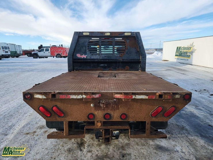 2013-gmc-sierra-2500hd-image-7