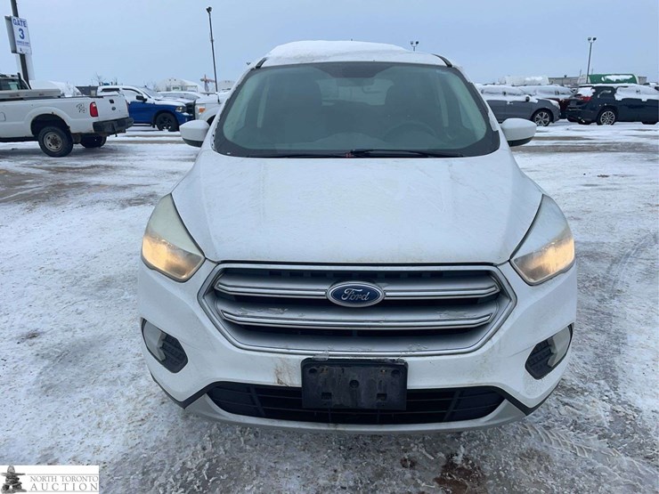 2017-ford-escape-image-8