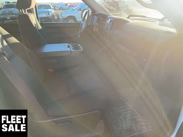 2013-gmc-sierra-1500-image-18