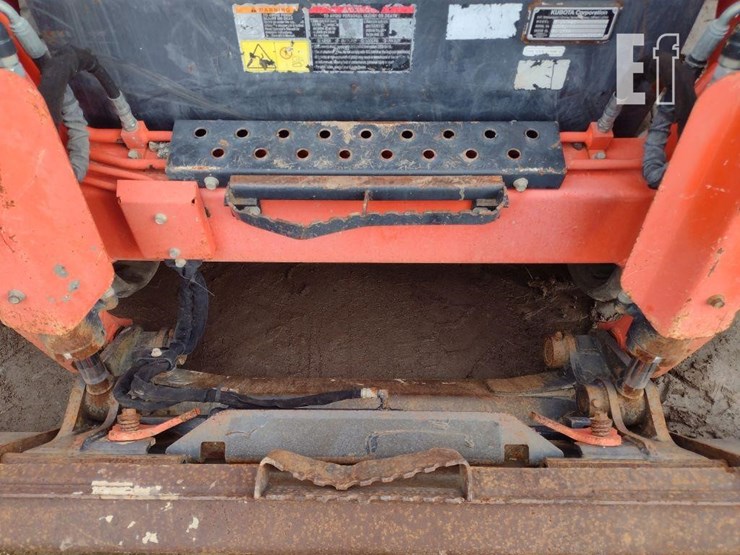 2019-kubota-svl95-2s-image-16