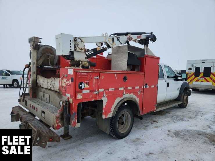 2011-ford-f550-image-4