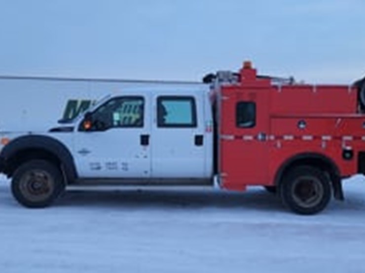 2011-ford-f550-image-5