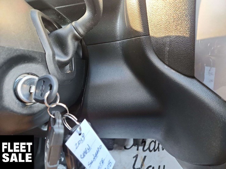 2019-chevrolet-silverado-1500-image-26