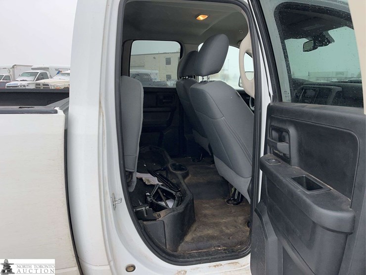 2018-dodge-1500-image-27