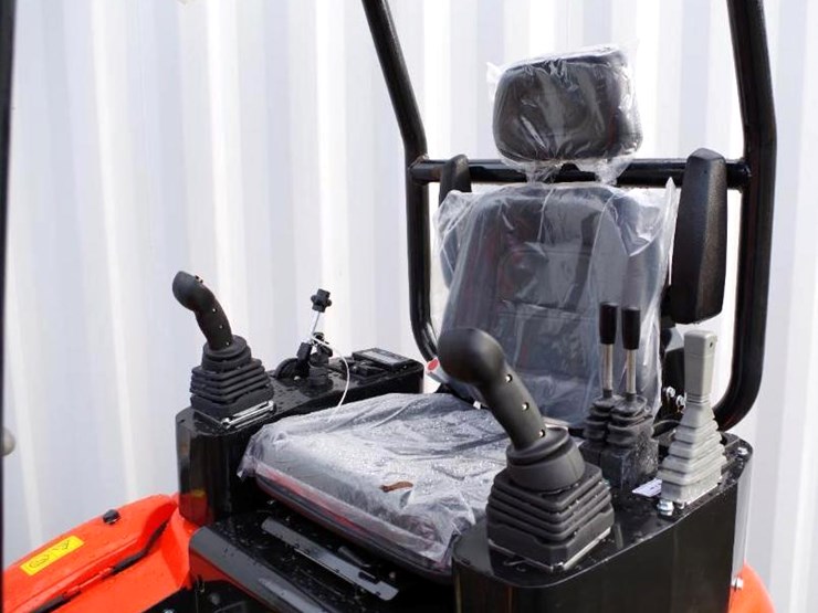 2025-cfg-industrial-1.3-ton-nt20-cz mini-excavator,-zonsen 23hp-gasoline-engine,-swing-boom,-unused-image-4