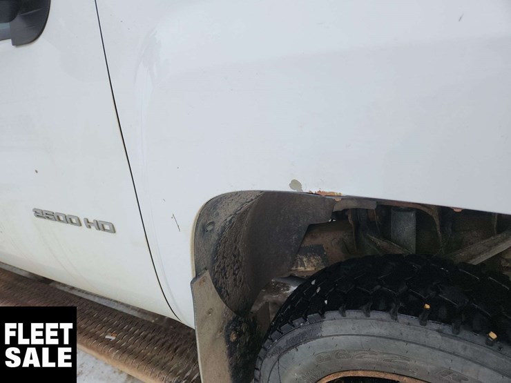 2011-chevrolet-silverado-1500-image-12