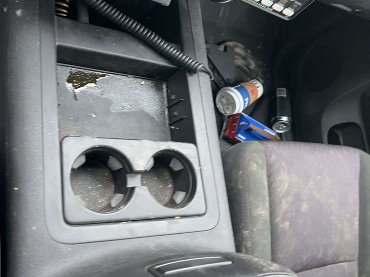 2011-chevrolet-k2500-image-17