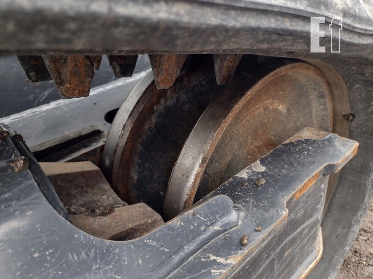 2022-bobcat-t595-image-26