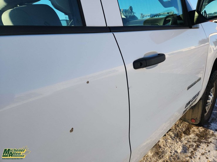 2015-chevrolet-silverado-2500hd-image-46