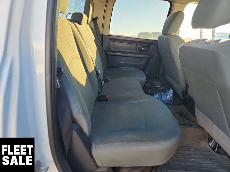 2018-dodge-1500-image-25