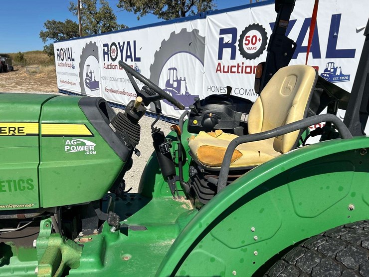 2011-john-deere-5.5-image-10