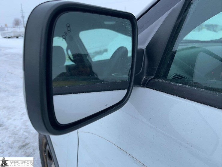 2016-ford-explorer-police-interceptor-image-35