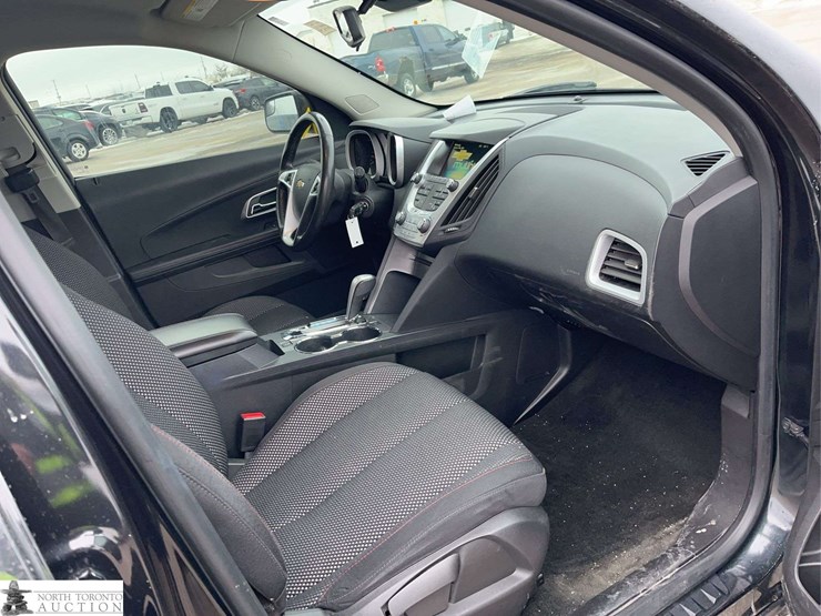 2014-chevrolet-equinox-image-30