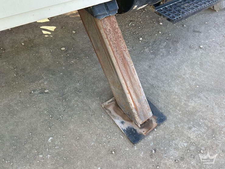 2007-ford-f750-image-28