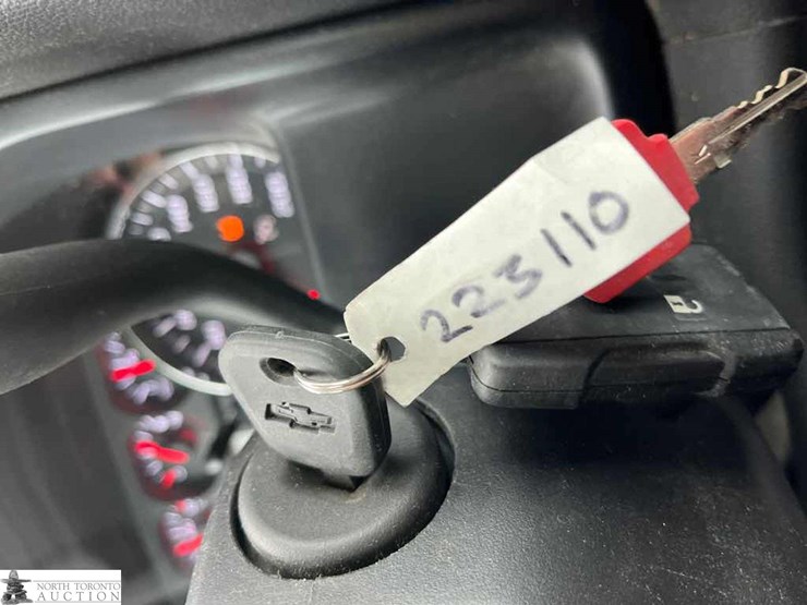 2016-chevrolet-silverado-1500-image-11