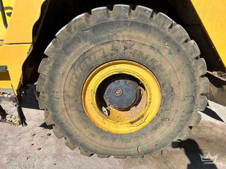 2016-komatsu-hm400-5-image-23