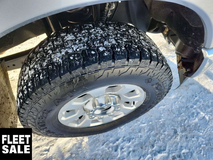 2023-ford-f250-image-13