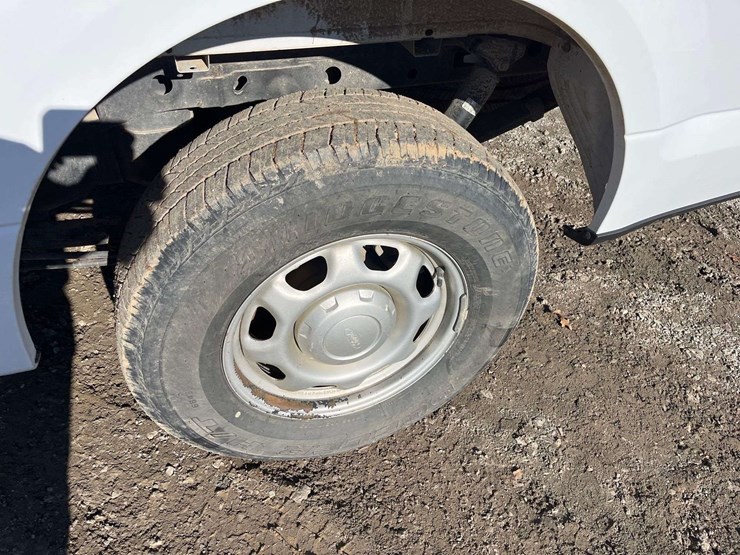 2017-ford-f150-image-23