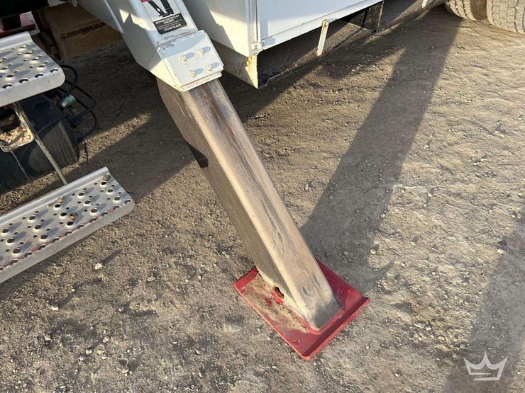 2004-international-durastar-4300-image-18