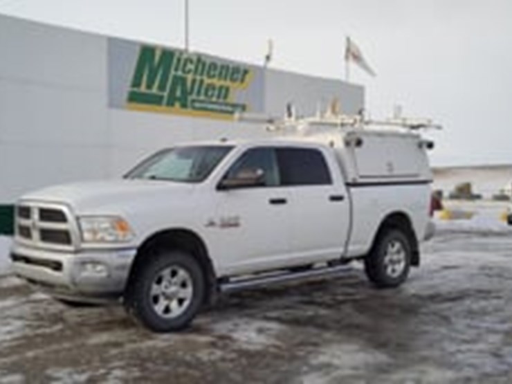 2015-dodge-2500-image-5