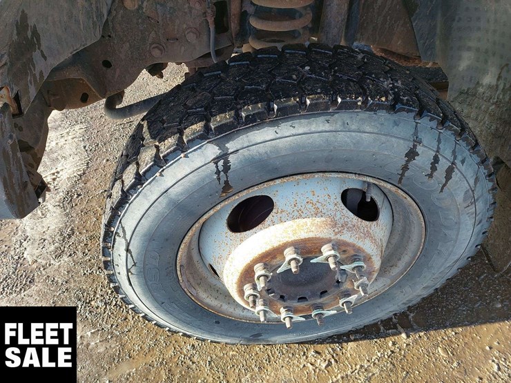 2008-ford-f550-image-10