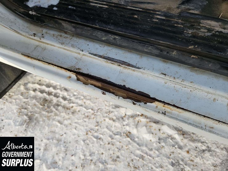 2016-chevrolet-silverado-2500hd-image-42