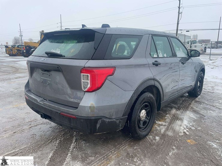 2020-ford-explorer-police-interceptor-image-6