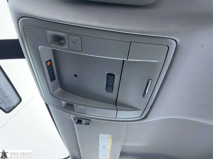 2015-chevrolet-k1500-image-26