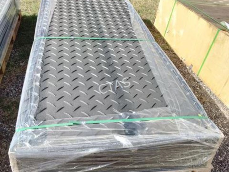 #4-•-diamond-ground-protection-mats-4'-x-8'-(irgpm)-image-3