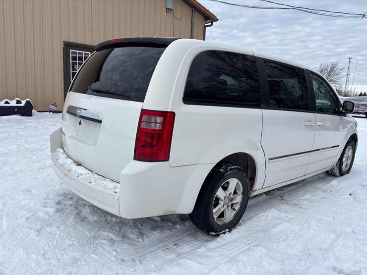 2008-dodge-grand-caravan-image-9
