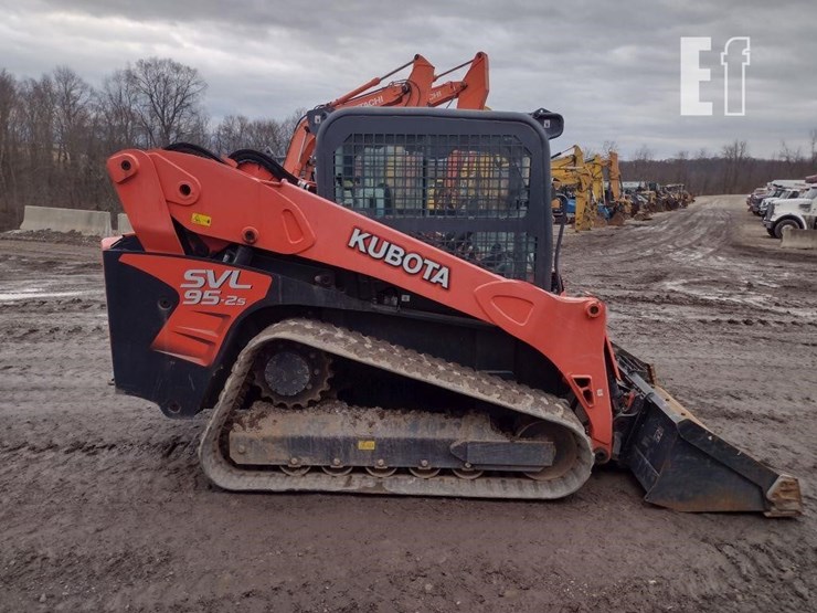 2017-kubota-svl95-2s-image-3