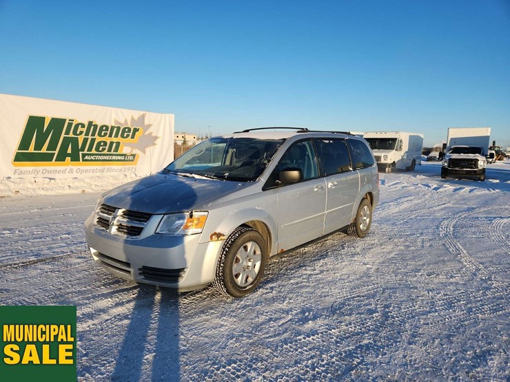 2009-dodge-grand-caravan-se-image-1