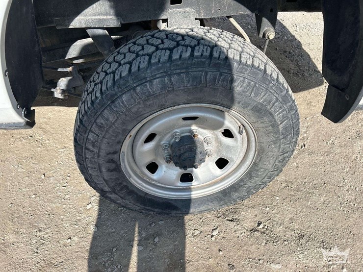 2019-dodge-2500-image-28