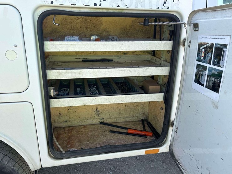 2014-dodge-ram-4500-image-29