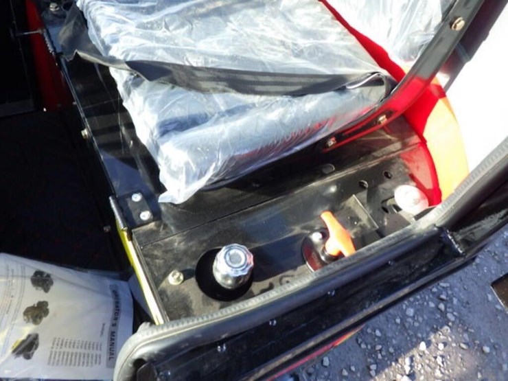 2025-vicsec-13c-hydraulic-excavator-image-24