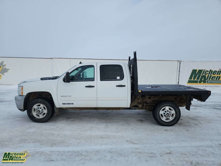 2012-chevrolet-silverado-2500hd-image-6