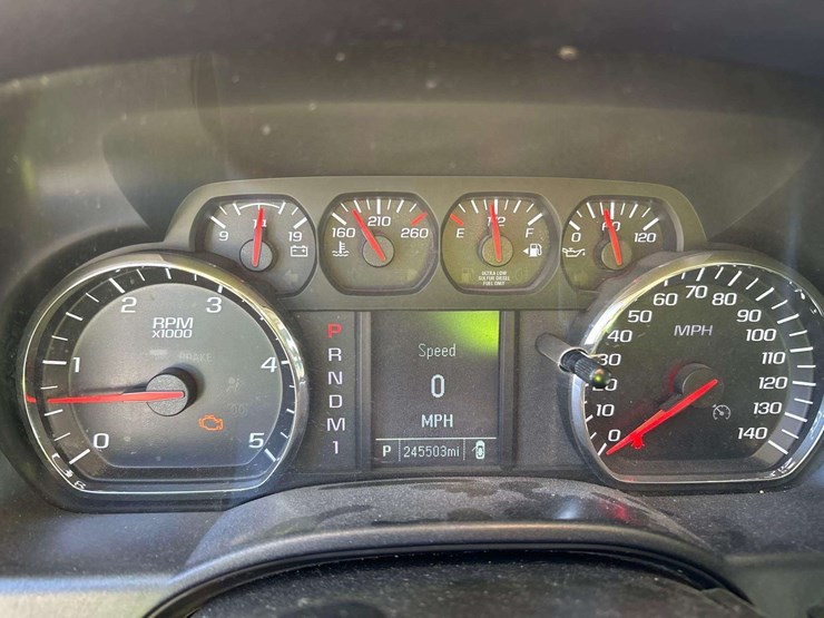 2015-gmc-3500-image-13