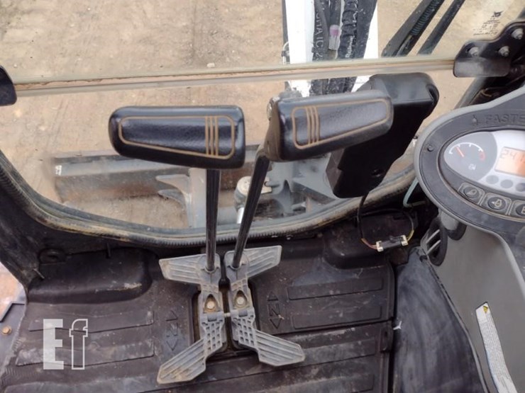 2021-bobcat-e35i-image-10