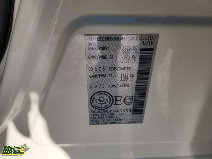 2017-nissan-pathfinder-image-7