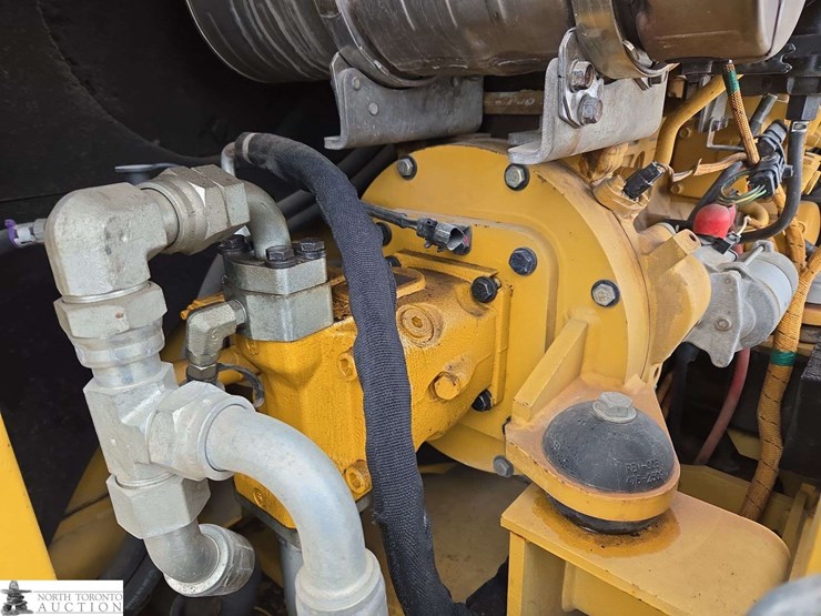 2017-caterpillar-307e2-image-7