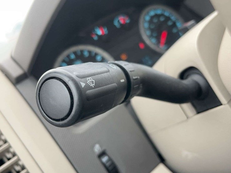 2012-ford-escape-xlt-image-22