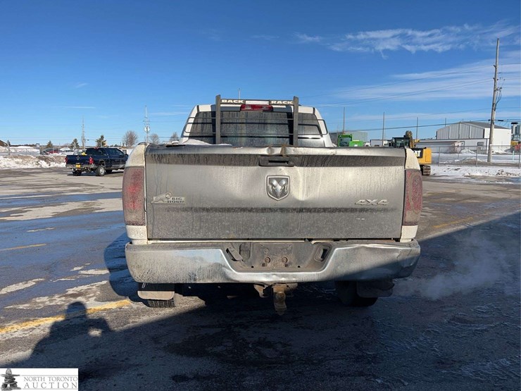 2012-dodge-2500-image-6