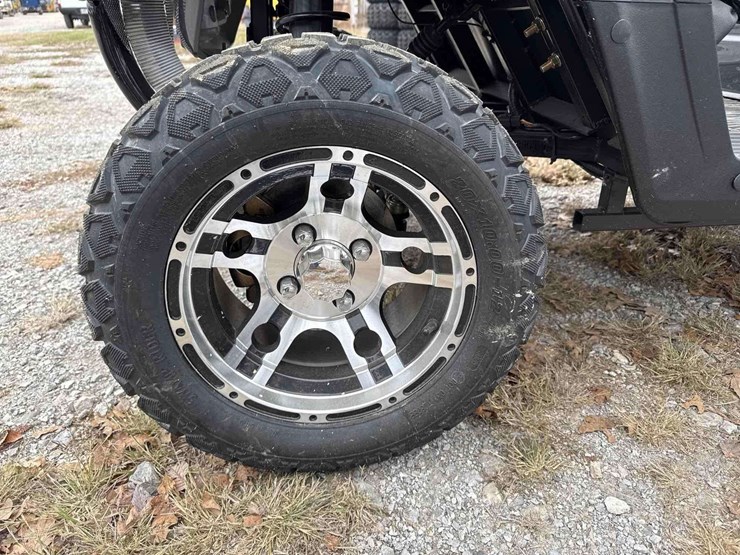 2025-unused-sdlgc80-electric-golf-cart-image-12